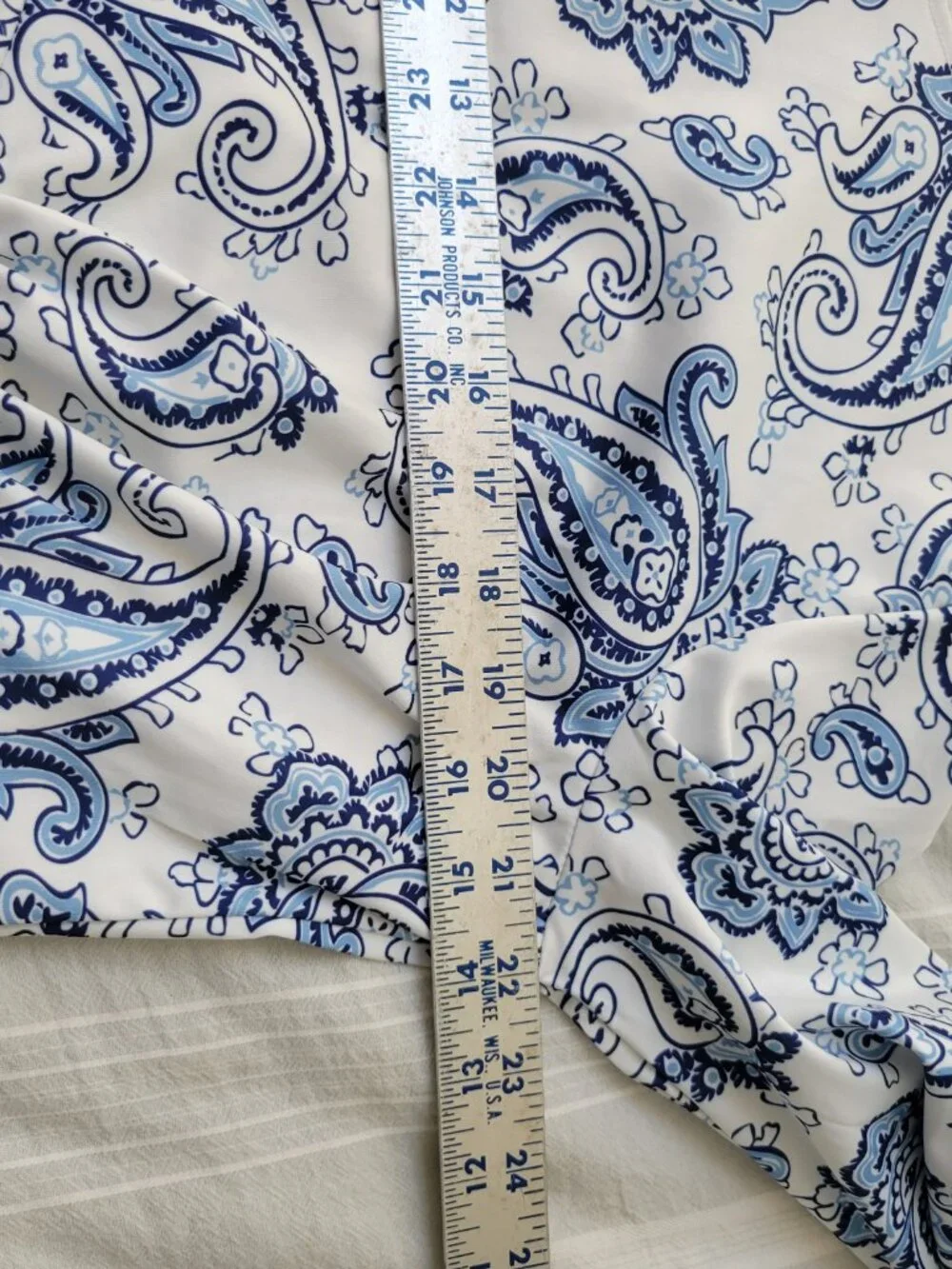 Tenth Ocean UPF 50 Paisley Swim Shirt Rash Guard Puff Sleeve Coastal sz XL Blue